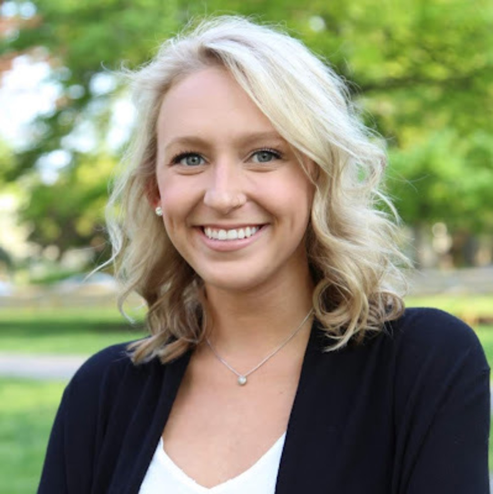 Meet your Posher, Hannah